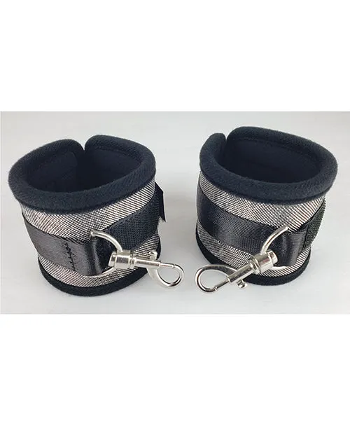 Spartacus Wrist Restraints Neoprene Silver Spartacus Anal Spartacus Wrist Restraints Neoprene Silver Spartacus Anal