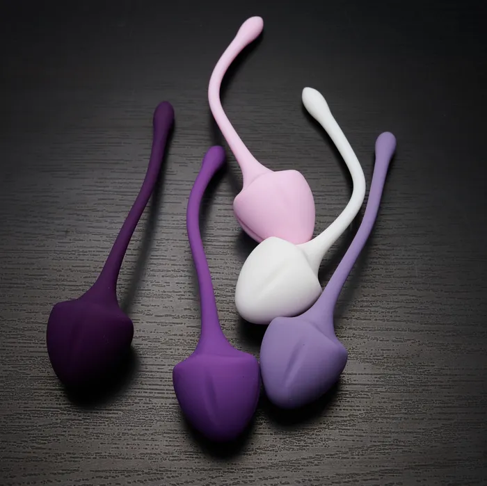 Female Sex Toys Kays Risque Kays Weighted Kegel balls